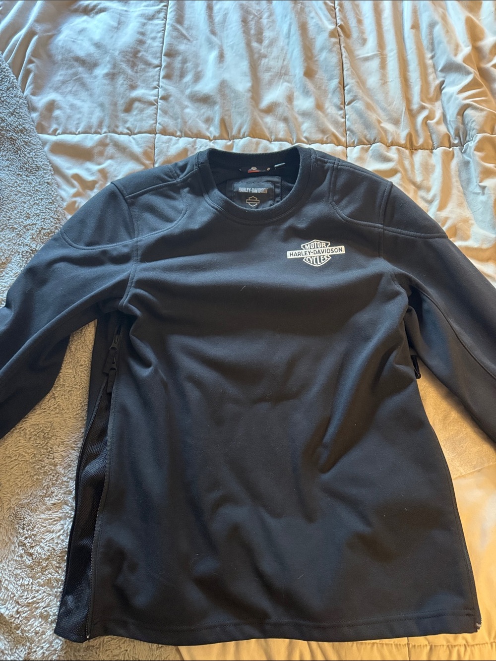 Harley-Davidson Black Long-Sleeve with integrated padding